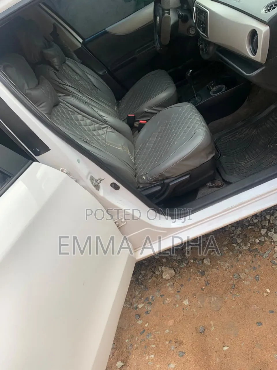 Toyota Vitz 2012 White