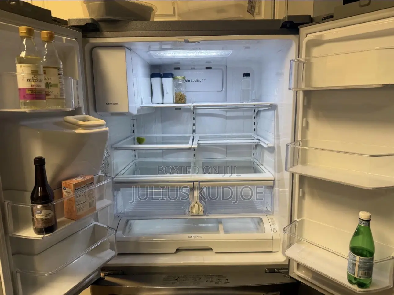 French Door Smart Samsung Refrigerator Family Hub