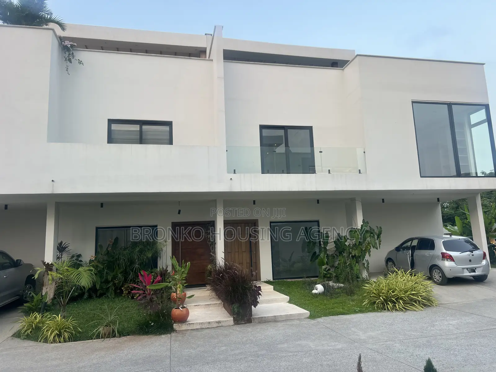 4bdrm Townhouse / Terrace in Bronko Housing, US Embassy Area for rent