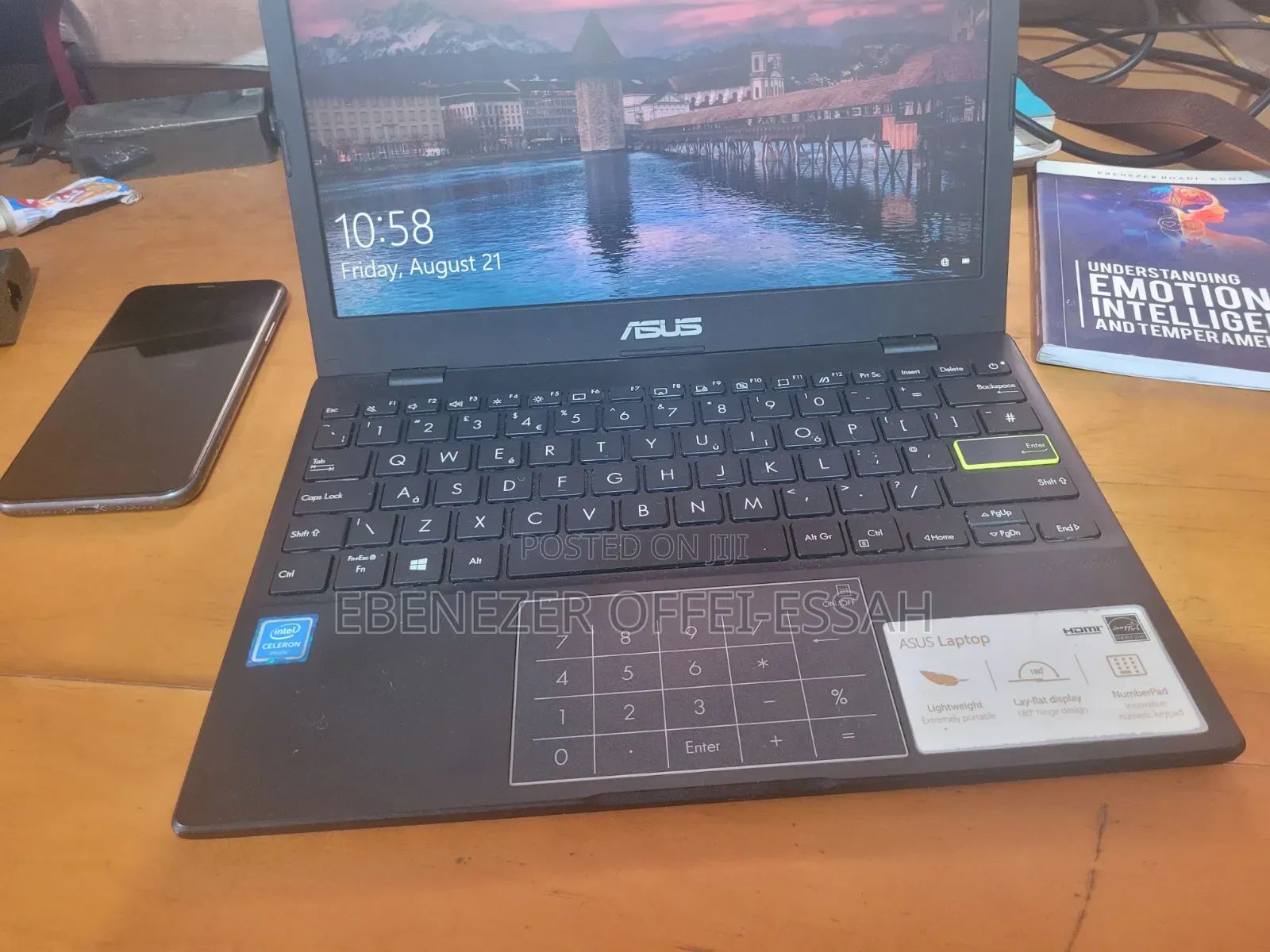 Laptop Asus Vivobook E410M 4GB Intel Celeron SSD 60GB
