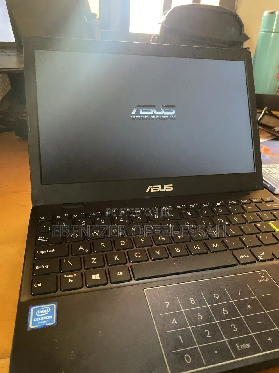 Laptop Asus Vivobook E410M 4GB Intel Celeron SSD 60GB