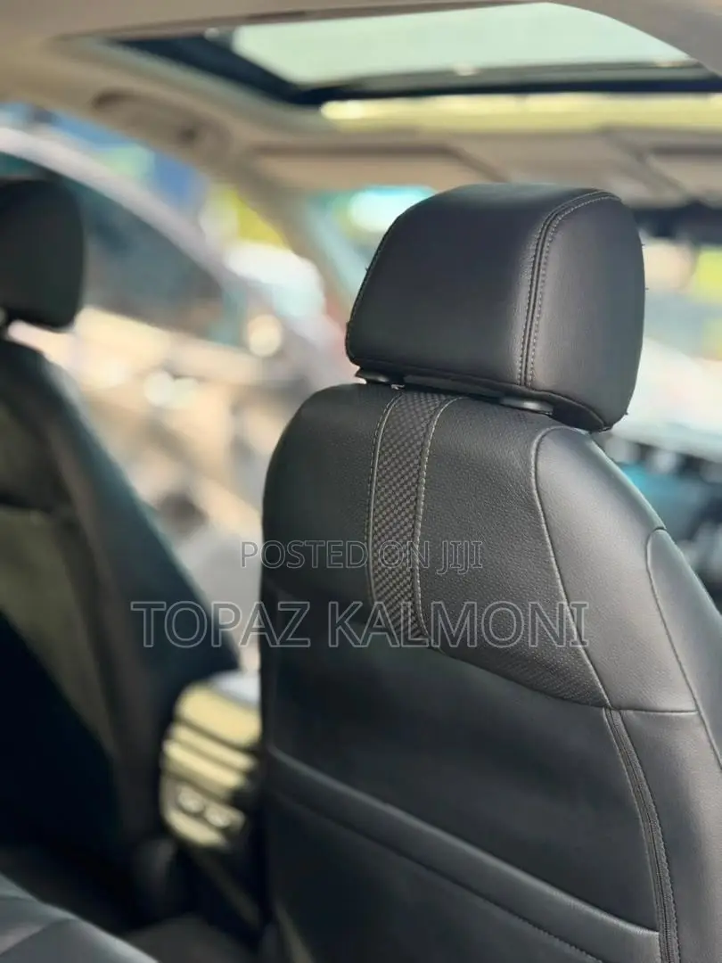 Honda Civic Touring 2021 White