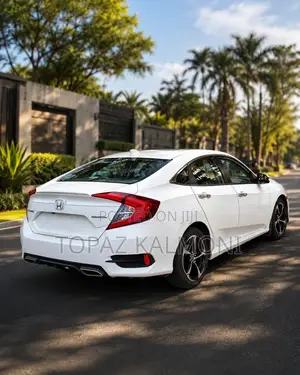 Honda Civic Touring 2021 White