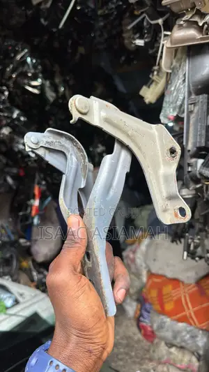 Honda CRV 2017,2018,2019,2020,2021,2022 Bonnet Hinge / Inches