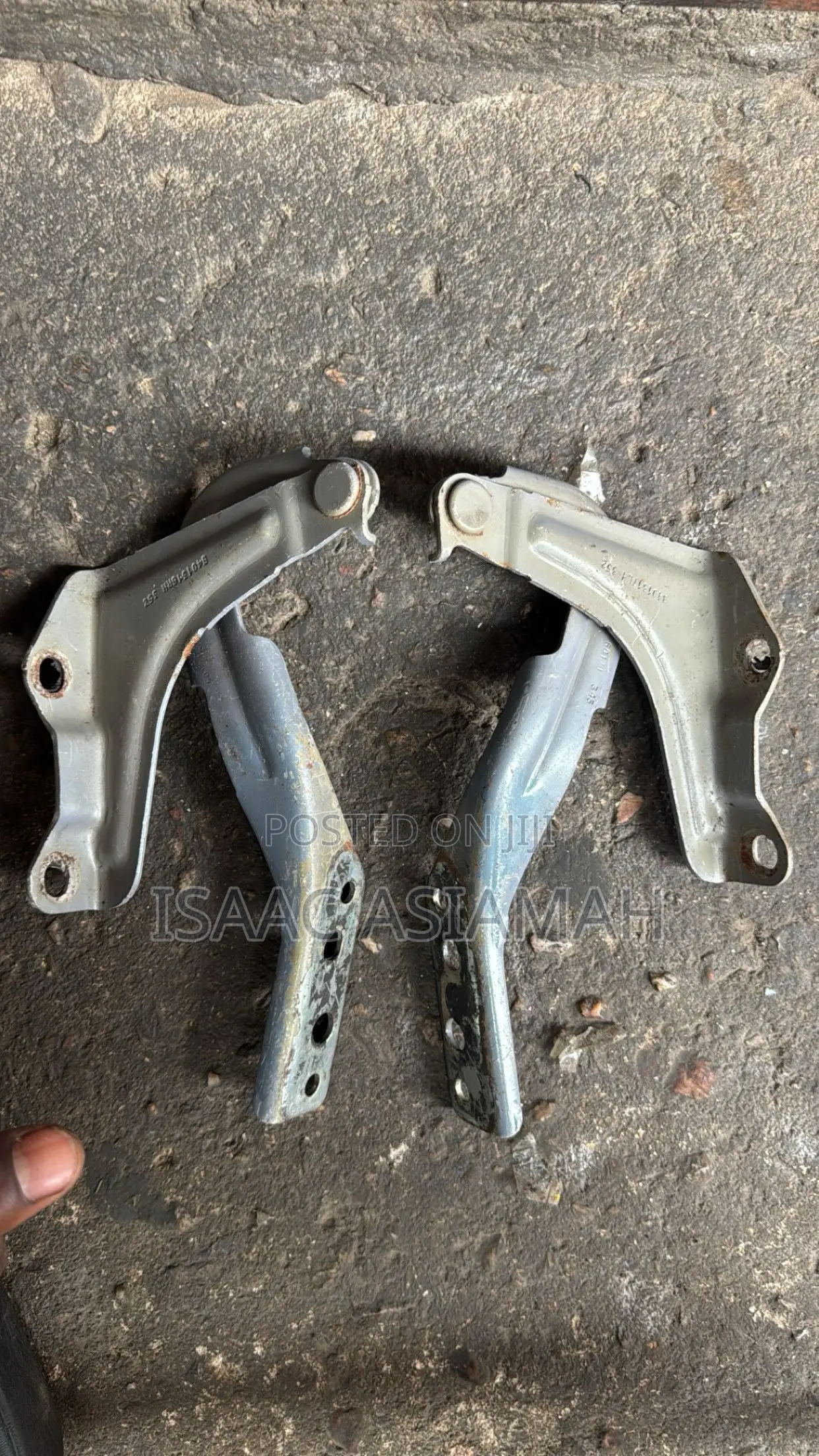 Honda CRV 2017,2018,2019,2020,2021,2022 Bonnet Hinge / Inches