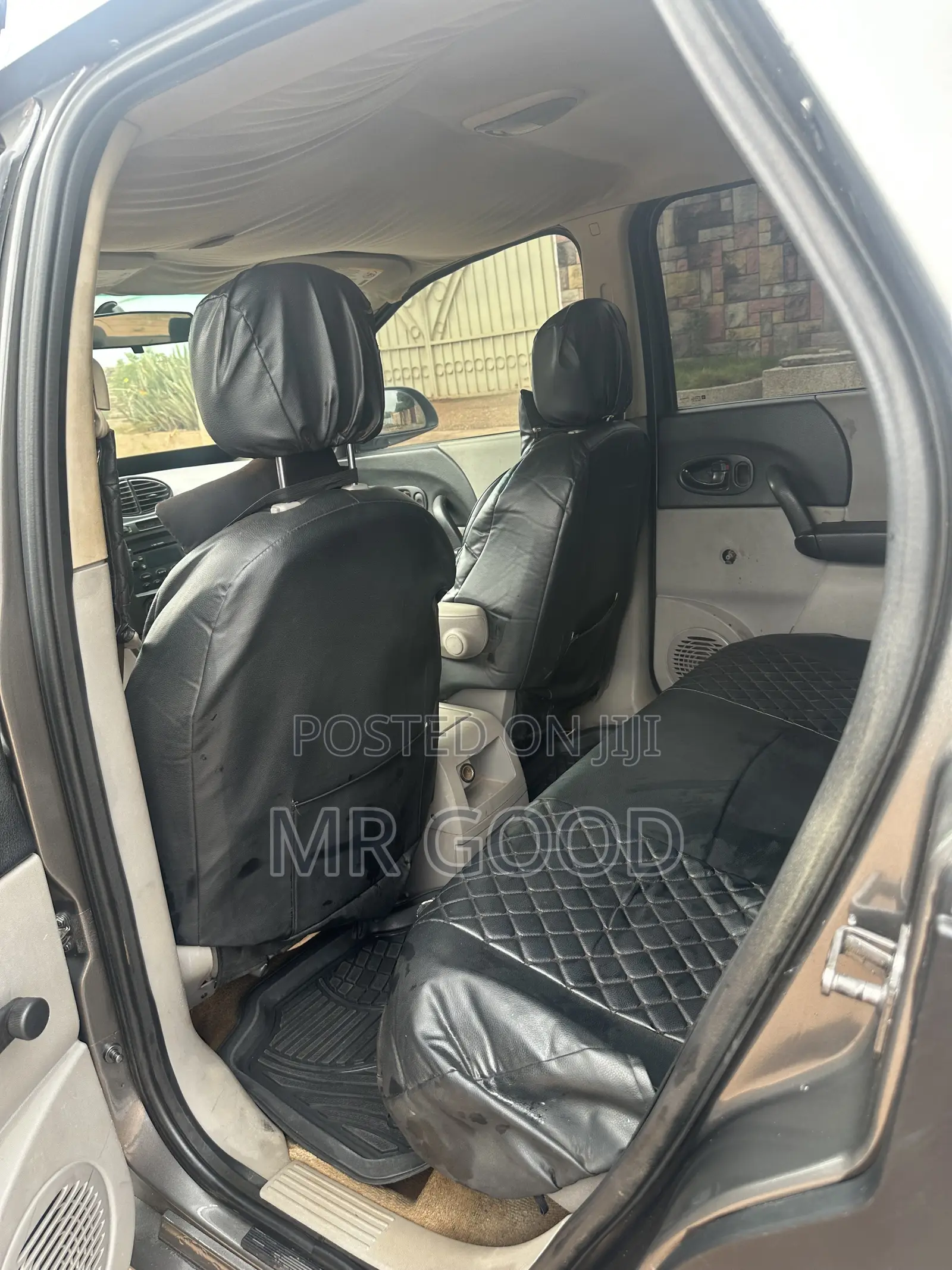 Saturn Vue 2010 Gray