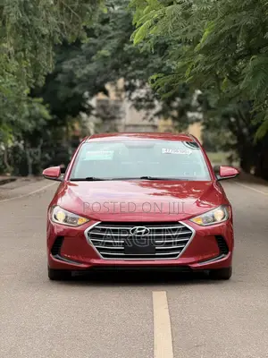Hyundai Elantra SE Sedan FWD (2.0L 4cyl 6M) 2017 Red