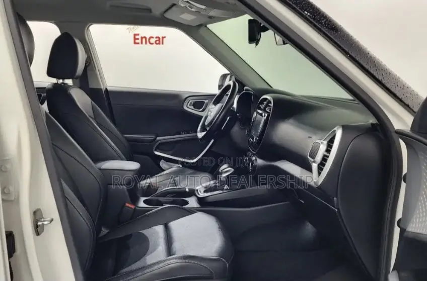 Kia Soul Base Hatchback 2019 White