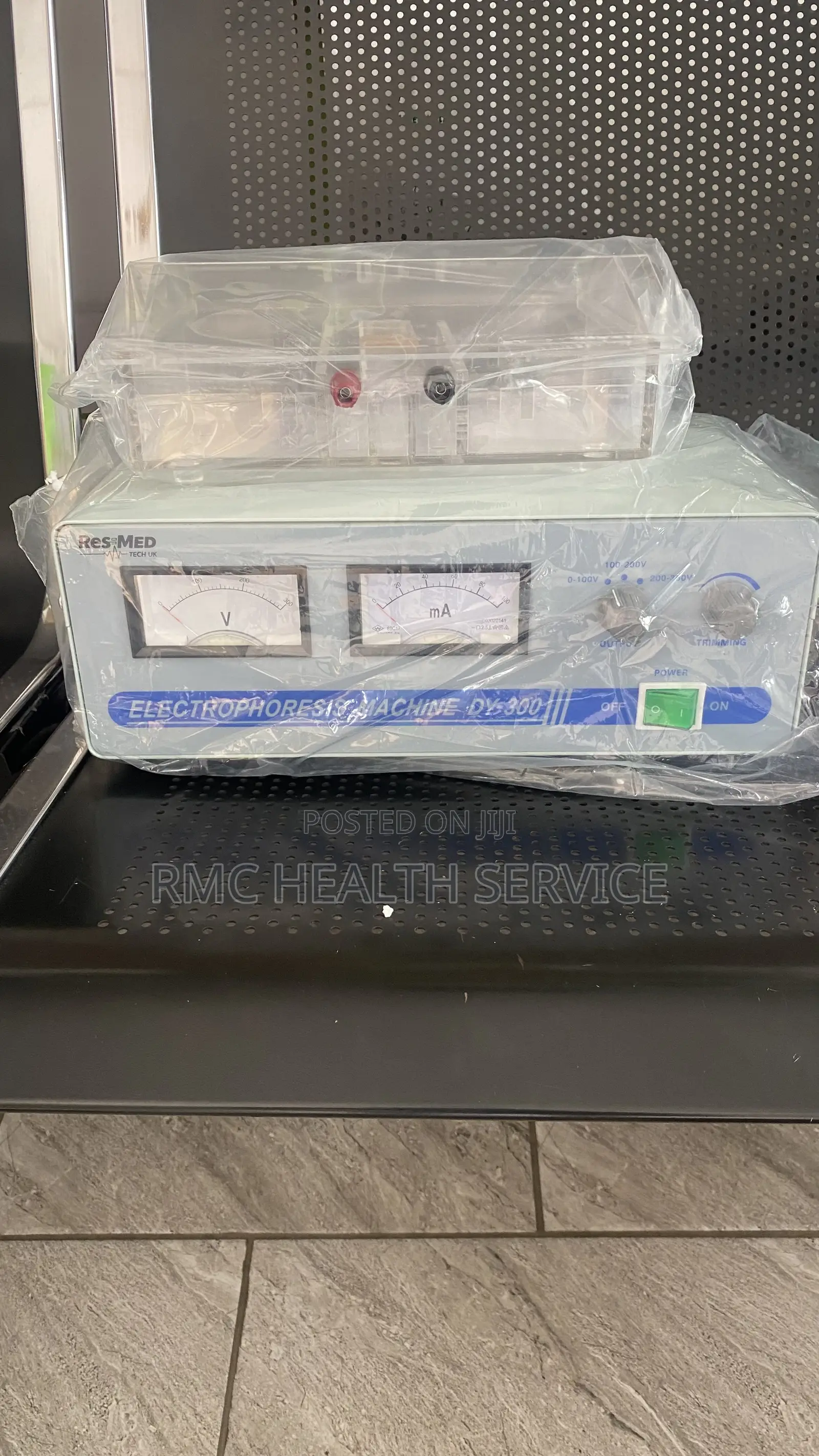 Electrophoresis Machine With Tank