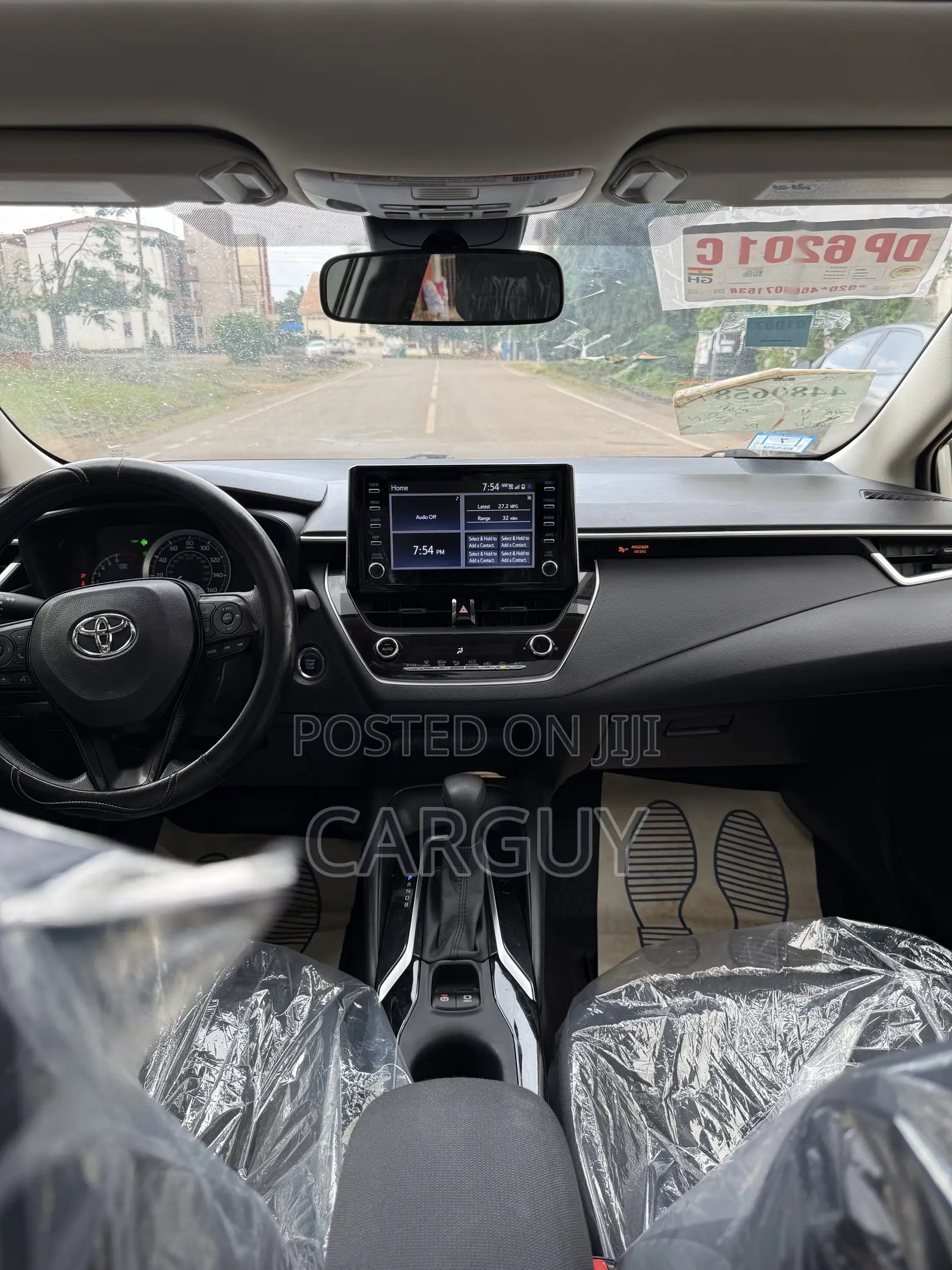 Toyota Corolla LE 2020 Silver