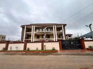 2bdrm Apartment in Pleasantplaces And, East Legon for rent