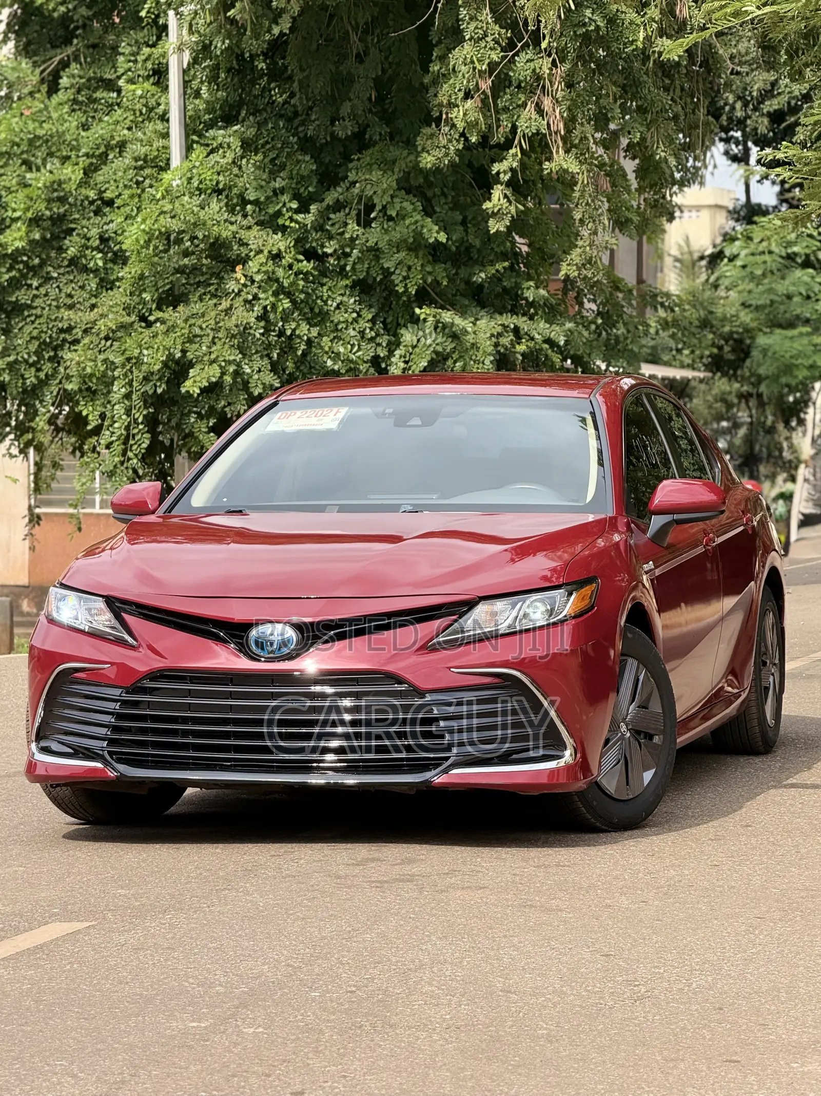 Toyota Camry LE 2021 Red