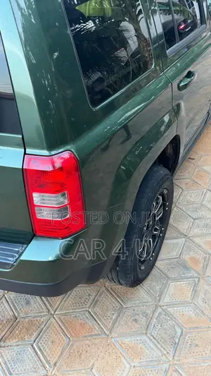 Jeep Patriot 2012 Green