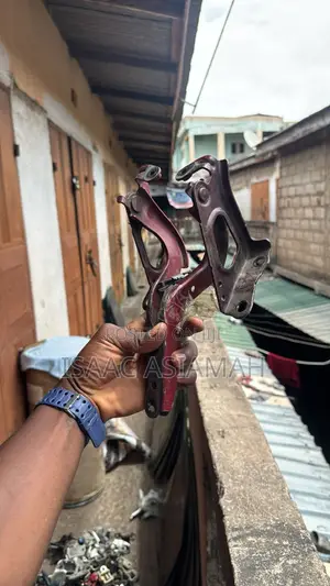 Toyota Ra4 2019,2020,2021,2022,2023,2024 Bonnet Hinge / Inches