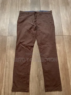 Khaki /Chino Trousers