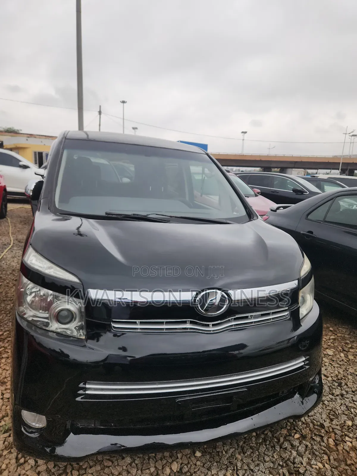 Toyota Voxy 2010 Black