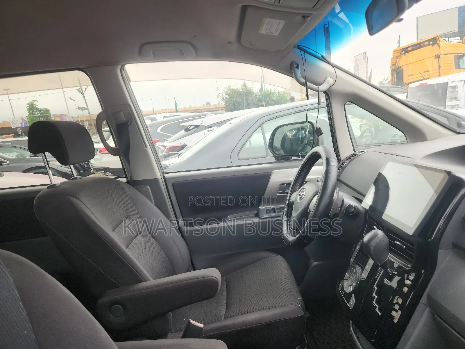 Toyota Voxy 2010 Black