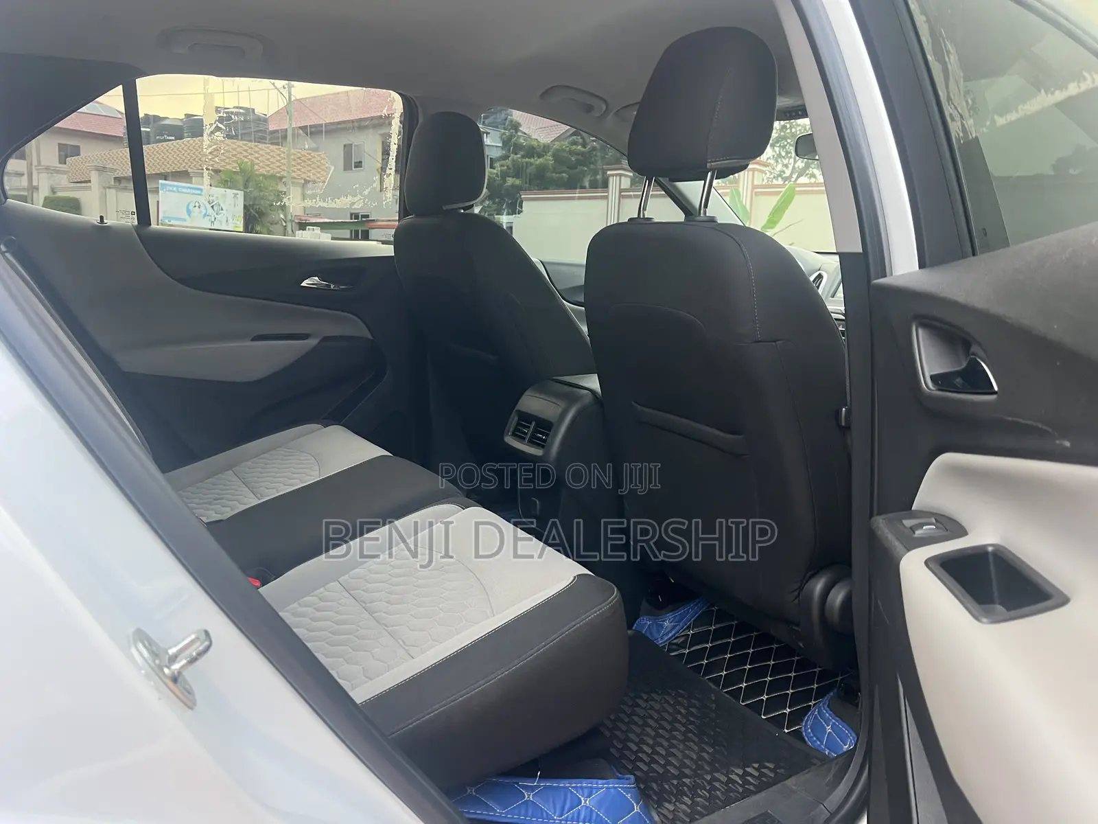 Chevrolet Equinox 2018 White