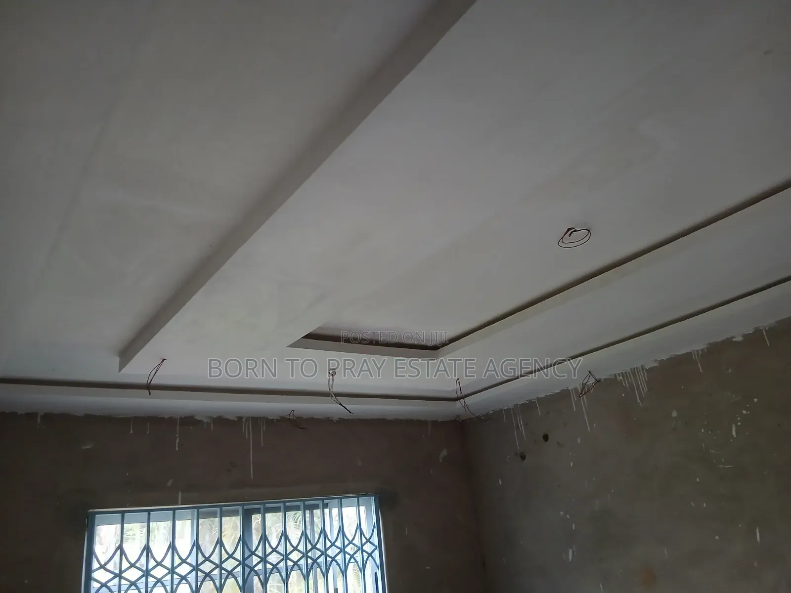 2bdrm Apartment in Born To Pray Estate, Ejisu-Juaben Municipal for rent