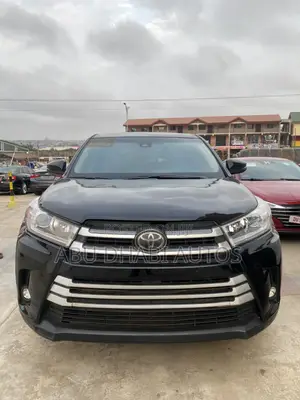 Toyota Highlander SE 2019 Black