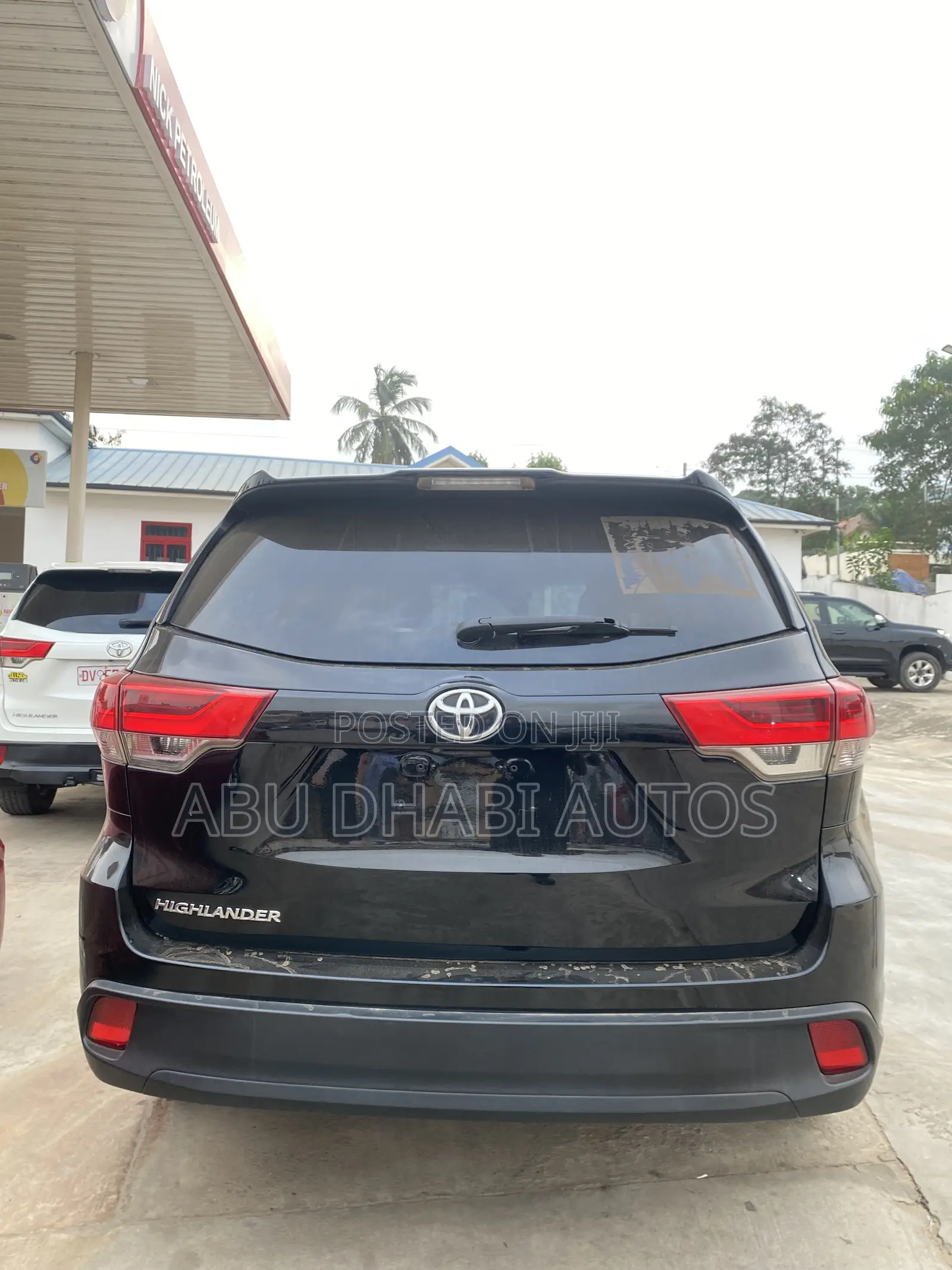 Toyota Highlander SE 2019 Black