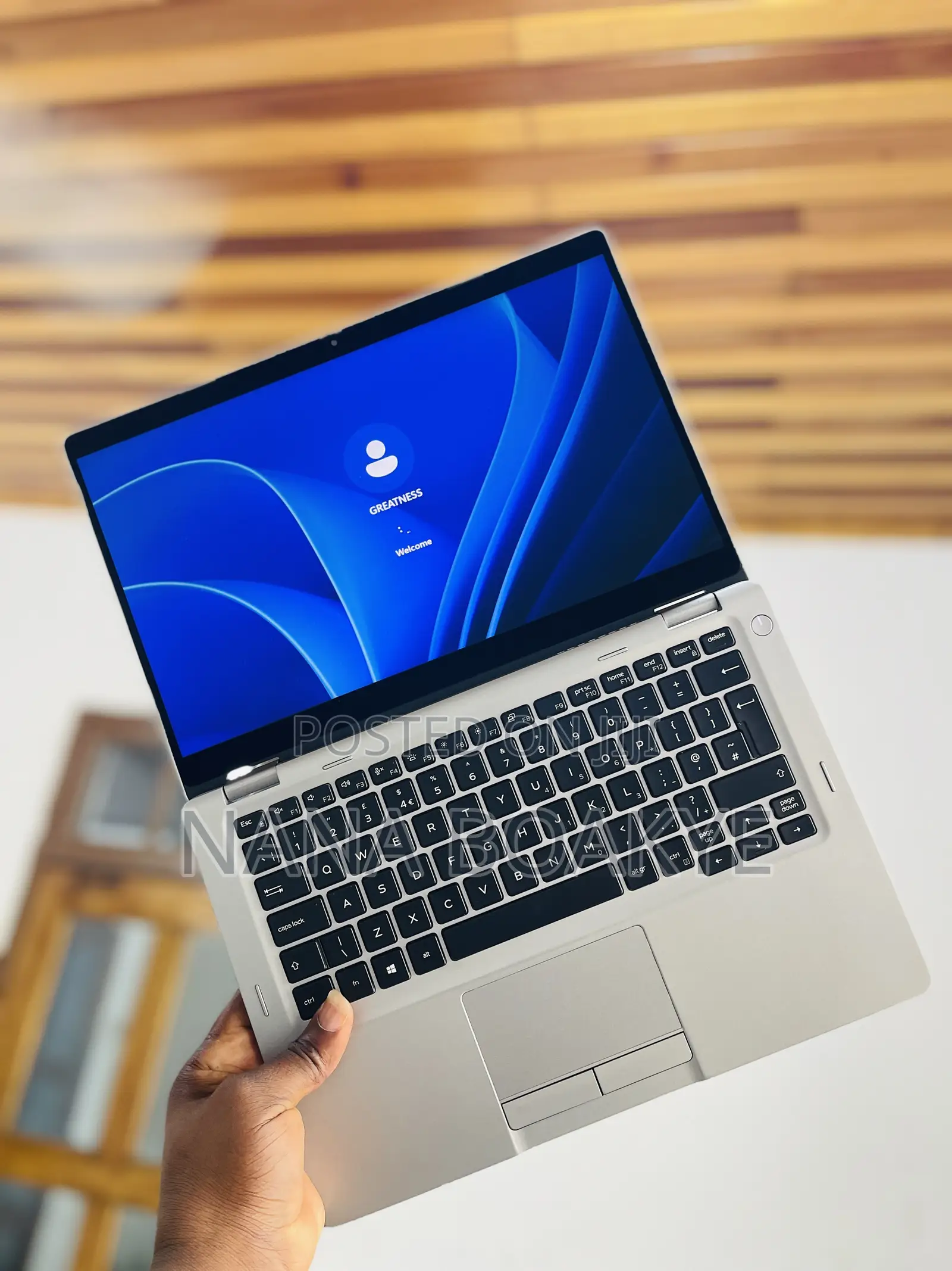 Laptop Dell Latitude 5310 2-in-1 16GB Intel Core i5 SSD 256GB