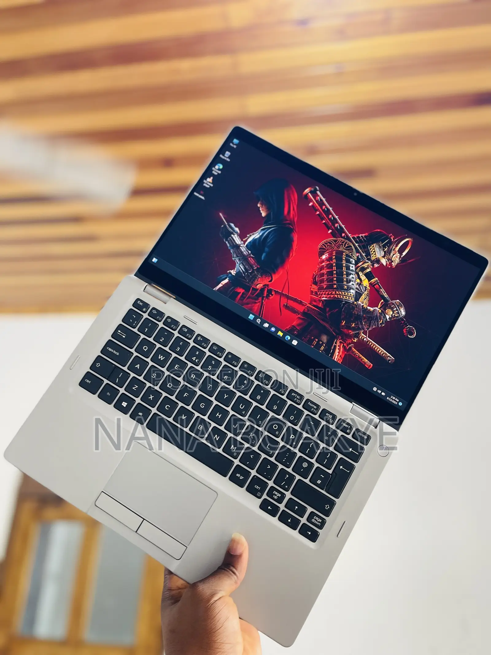Laptop Dell Latitude 5310 2-in-1 16GB Intel Core i5 SSD 256GB