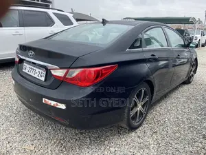 Hyundai Sonata 2013 Black