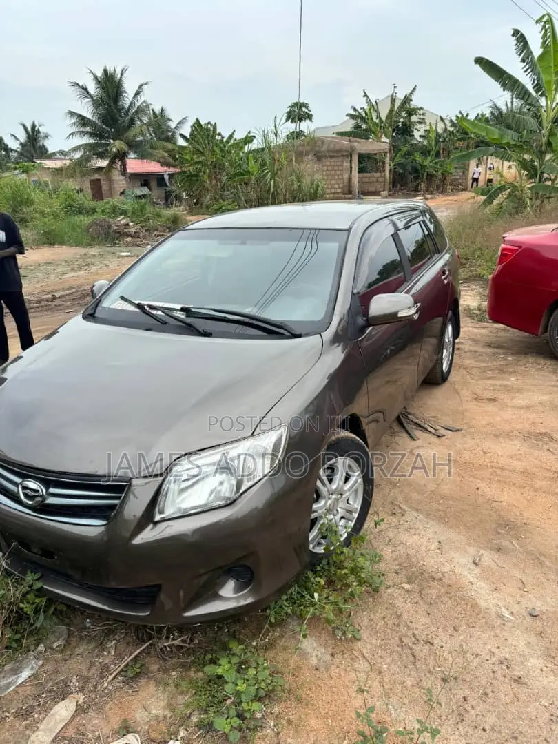 Toyota Corolla Fielder 1.5 Petrol FWD 2013 Gray