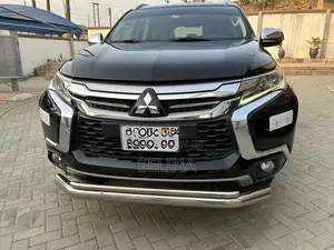 Mitsubishi Pajero Sport GLX 2017 Black