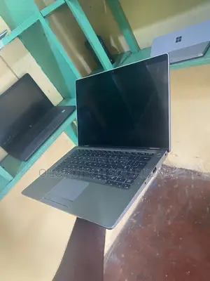 Laptop Dell Latitude 5310 2-in-1 16GB Intel Core i5 SSD 256GB