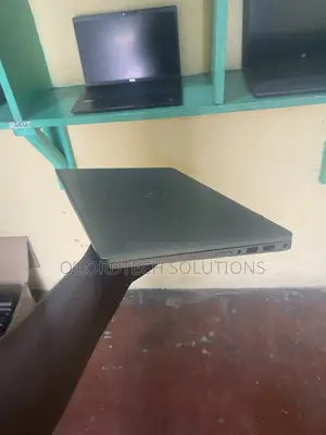 Laptop Dell Latitude 5330 16GB Intel Core i7 SSD 256GB