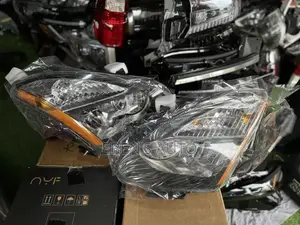Nissan Rogue 2013 Headlamps