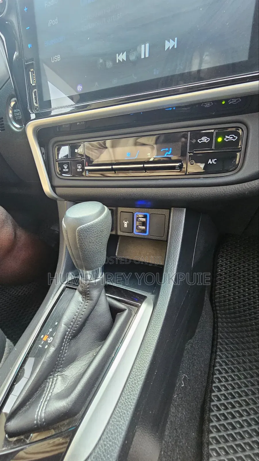 Toyota Corolla Altis 2017 Silver