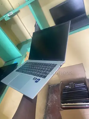 Laptop HP EliteBook 840 G9 16GB Intel Core i5 SSD 256GB
