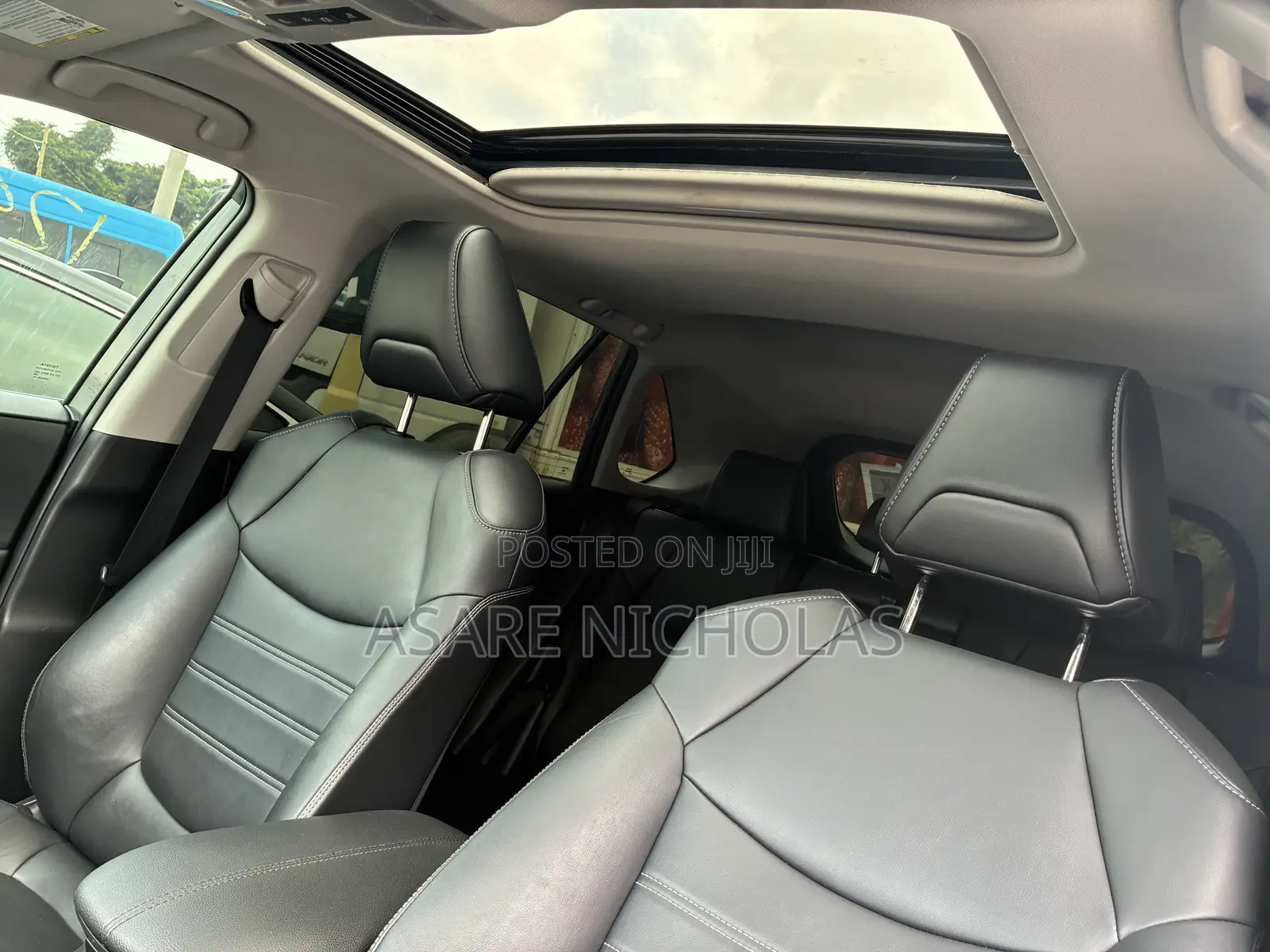 Toyota RAV4 2021