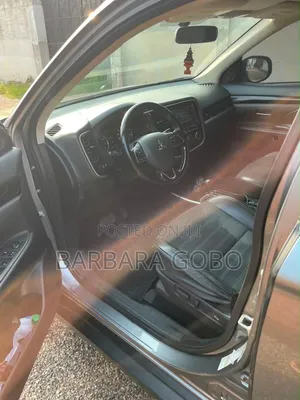 Mitsubishi Outlander 2019 Gray