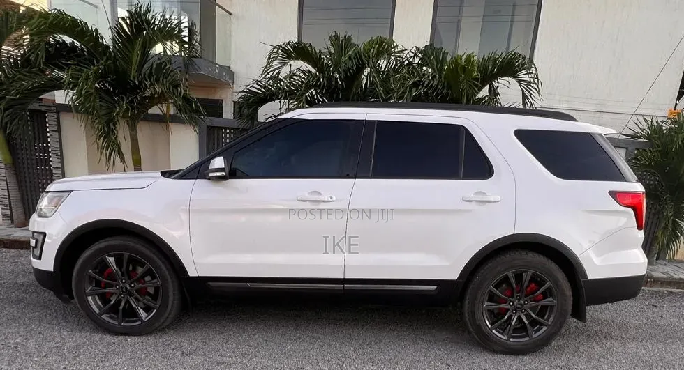 Ford Explorer 2018 White
