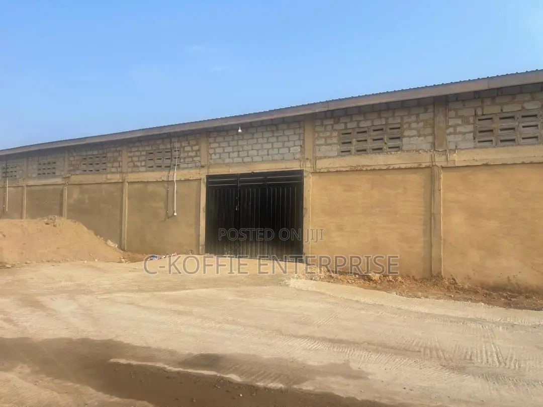 Newly Built 600 SQM Warehouse at Dansoman for Rent