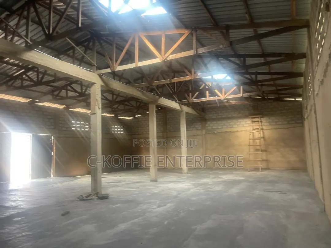 Newly Built 600 SQM Warehouse at Dansoman for Rent