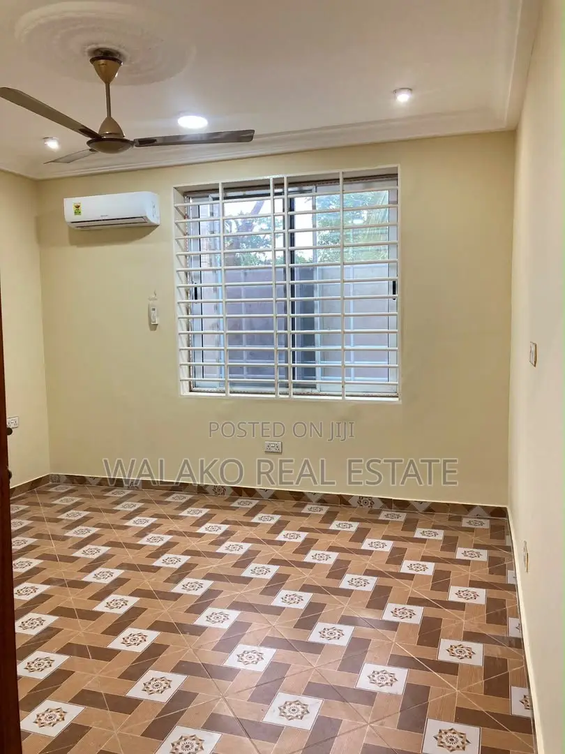 3bdrm Duplex in Sowutwuom for rent