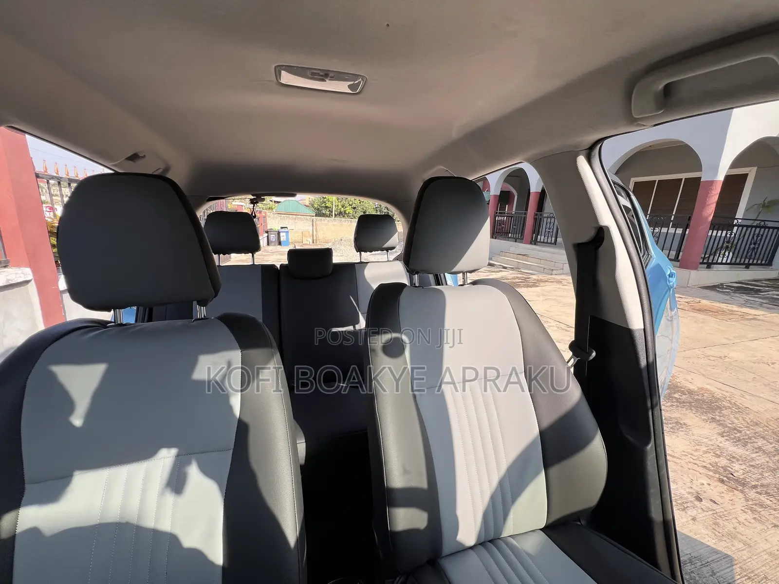 Toyota Vitz 1.3 FWD 5dr 2016 Blue