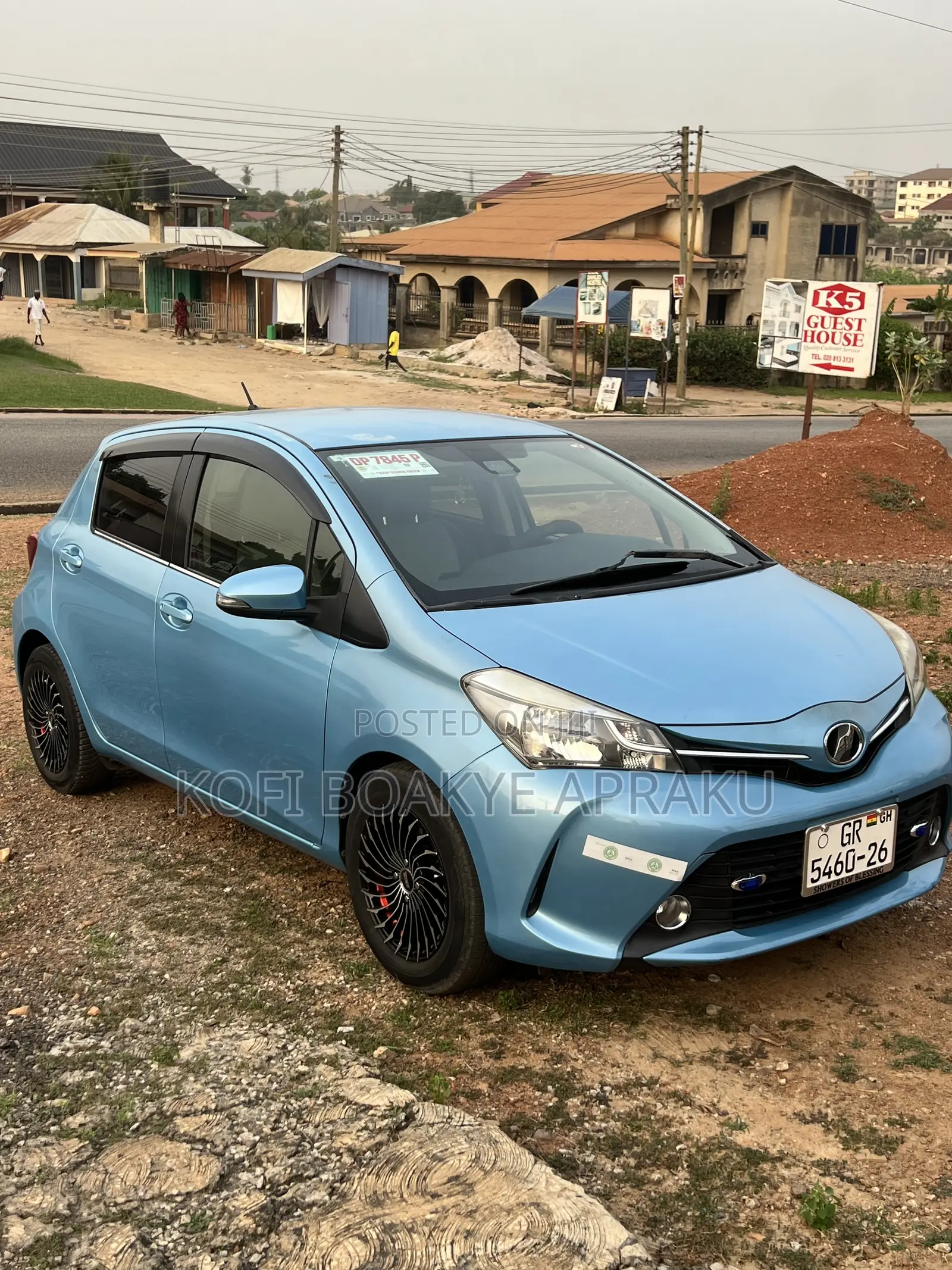 Toyota Vitz 1.3 FWD 5dr 2016 Blue