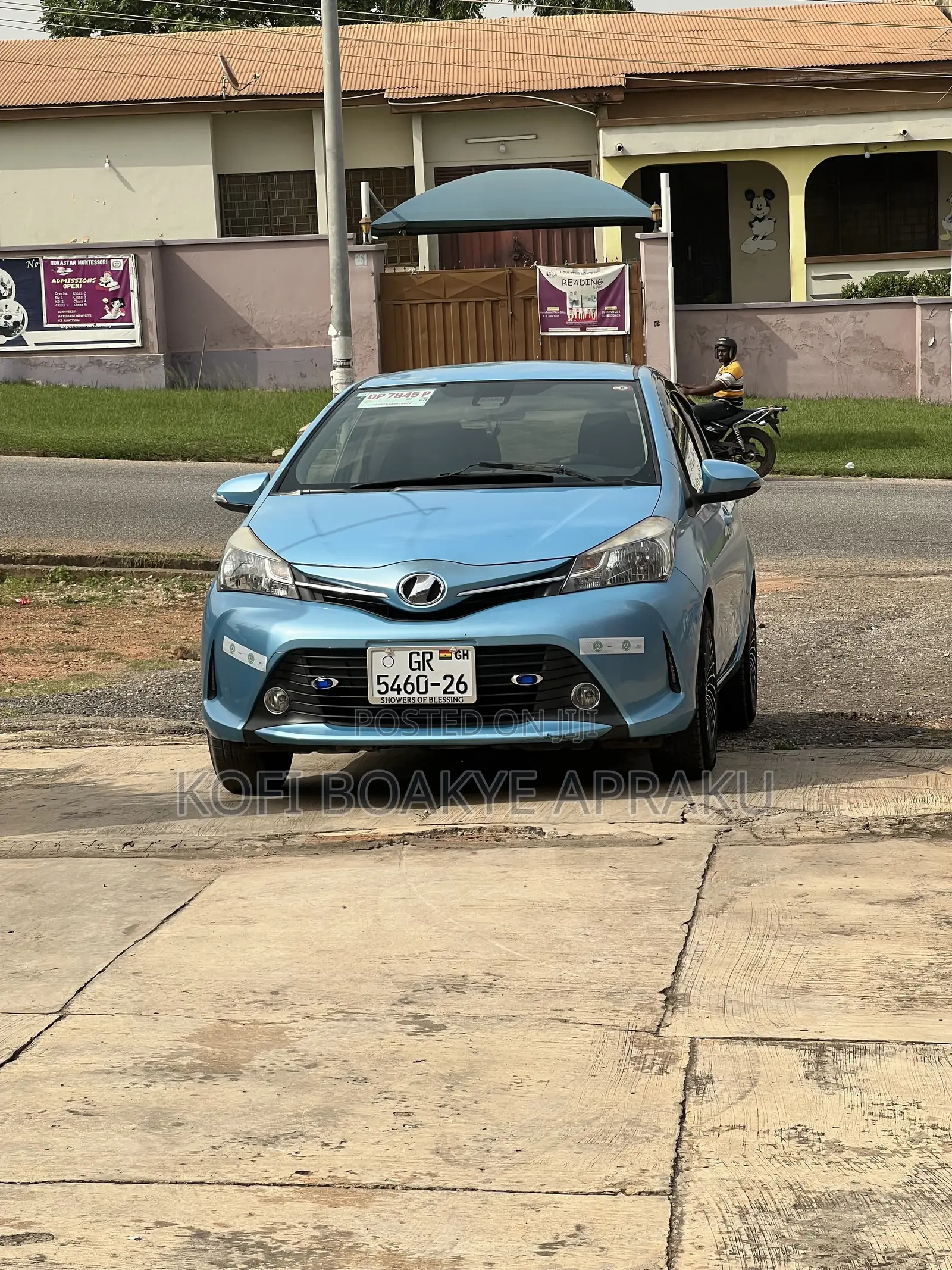 Toyota Vitz 1.3 FWD 5dr 2016 Blue