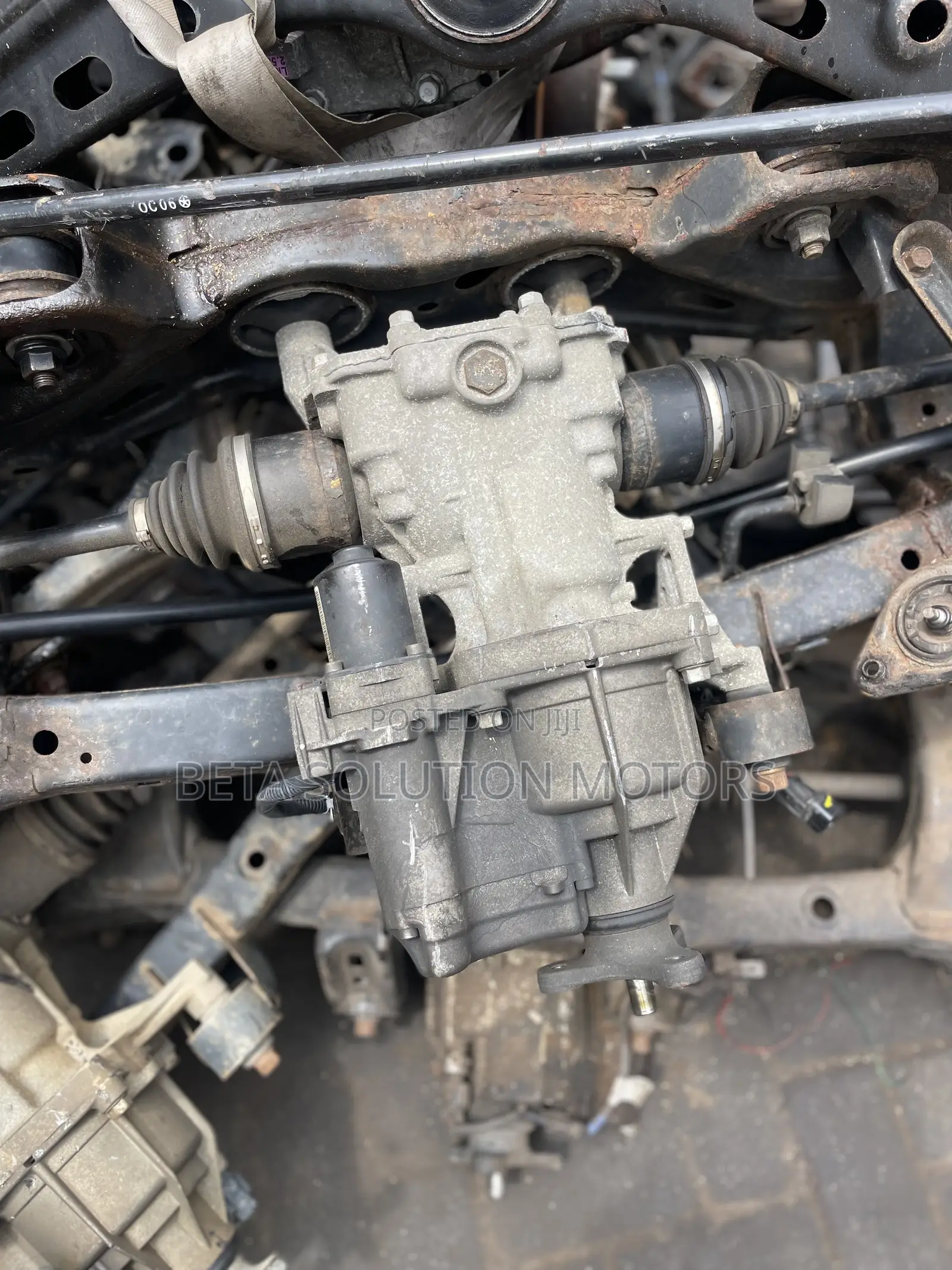 Hyundai IX35, Santafe, Tucson Beam and Axle