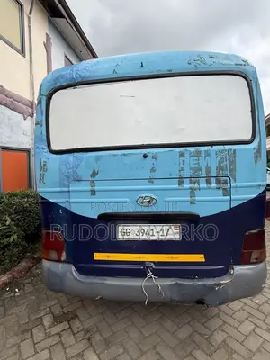 Hyundai County 2001 Blue