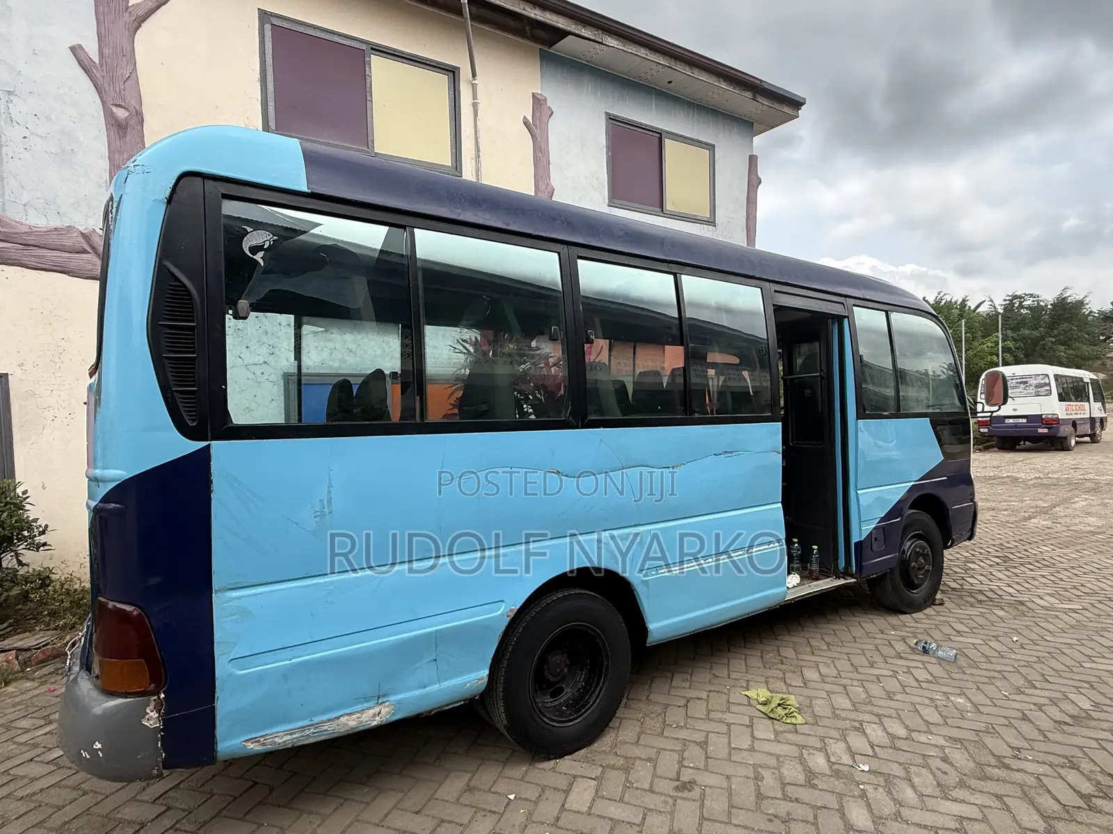 Hyundai County 2001 Blue