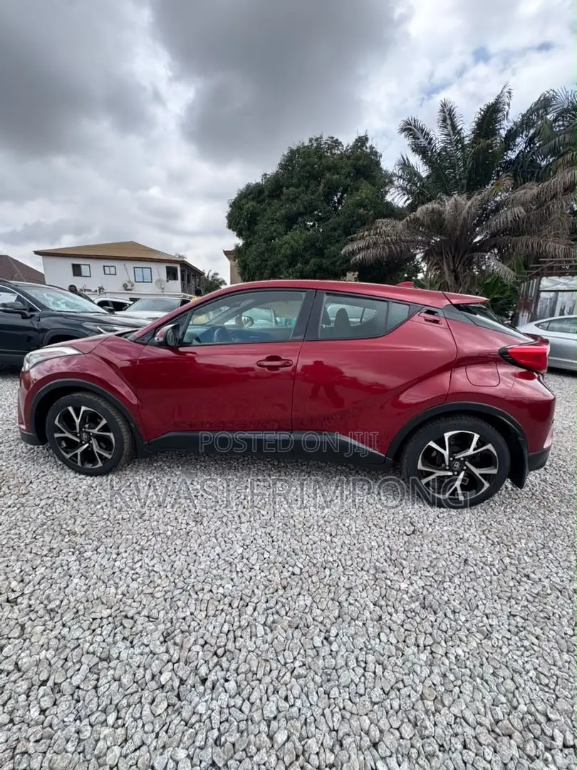 Toyota C-HR XLE Prermium FWD (2.0L 4cyl 2AM) 2018 Red
