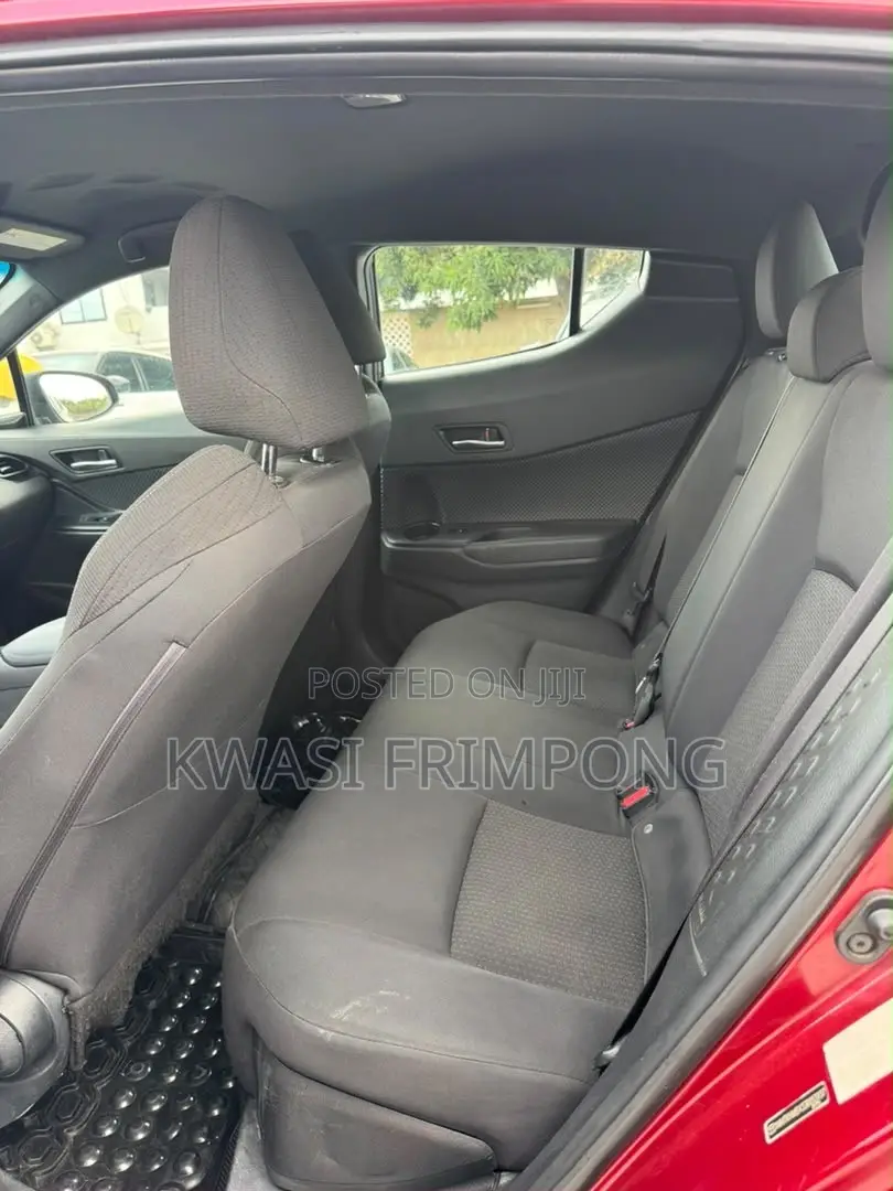 Toyota C-HR XLE Prermium FWD (2.0L 4cyl 2AM) 2018 Red