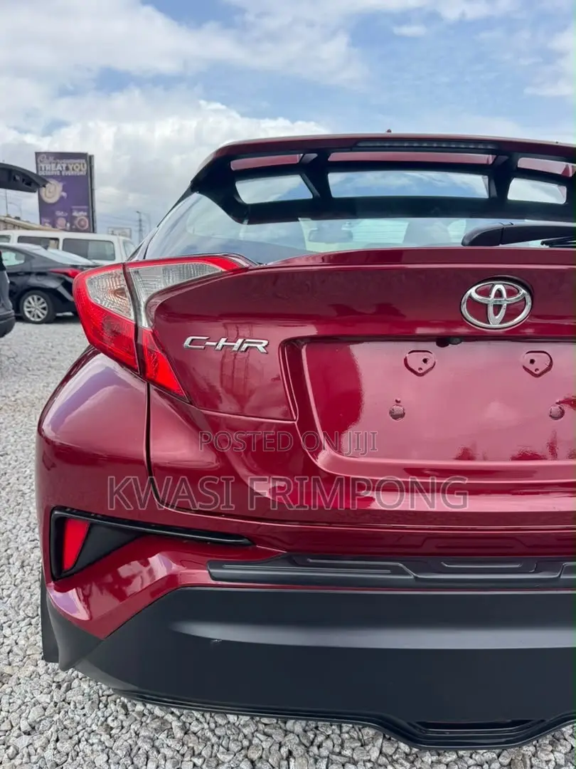 Toyota C-HR XLE Prermium FWD (2.0L 4cyl 2AM) 2018 Red
